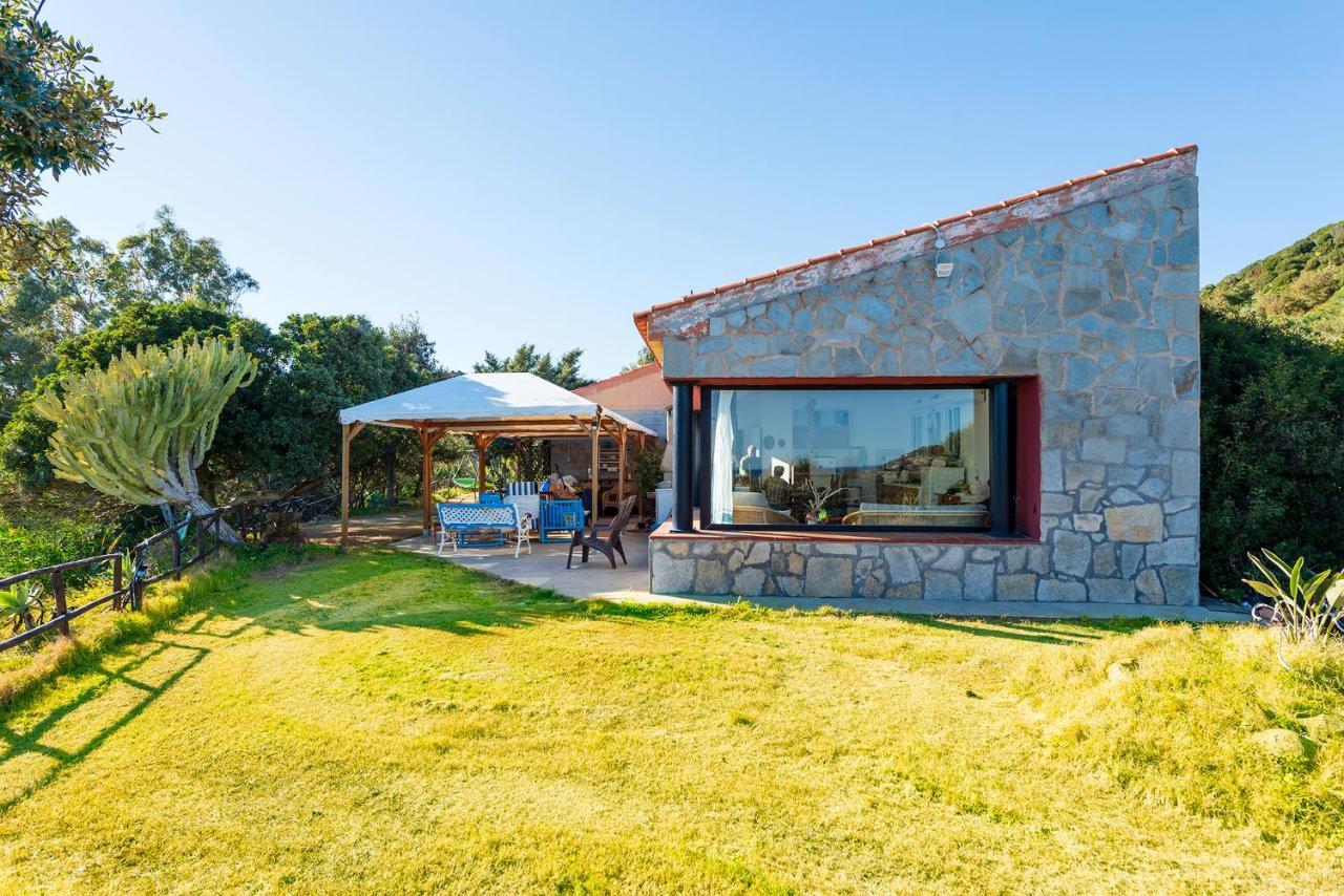 B&B Bithia Chia Exteriör bild